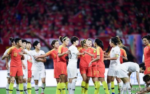 中国女足绝杀韩国队夺冠事件,中国女足2-8不敌荷兰王霜眼里含泪