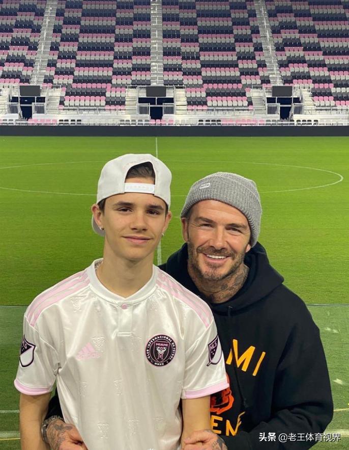 贝克汉姆的腹肌照,贝克汉姆腹肌照