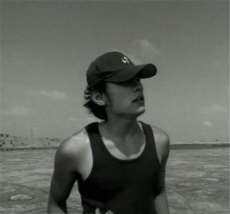 周杰伦专辑被网爆华语乐坛,十年前周杰伦这首歌独占榜首