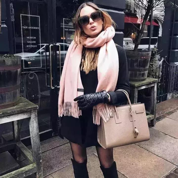 各种包的搭配风格,什么款的包最好搭配衣服