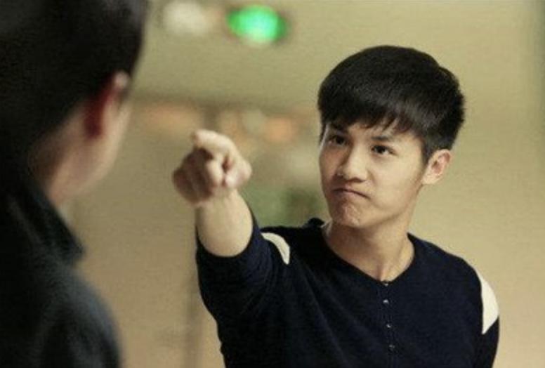 孩子到了仇亲期怎么办,仇亲期的孩子怎么纠正