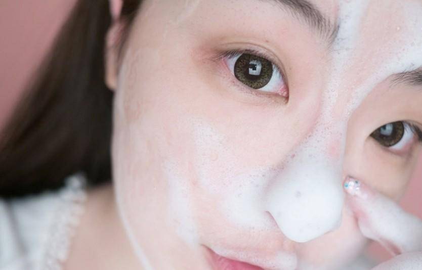 卸妆正确步骤和顺序,没有卸妆油怎么卸妆才能卸干净