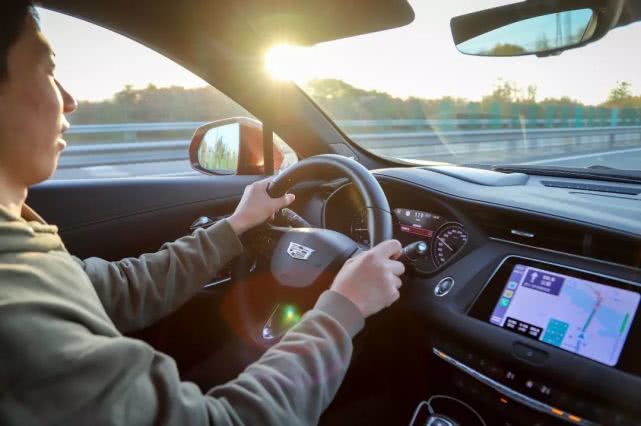 2.0t六缸车型,2.0t的凯迪拉克xt6