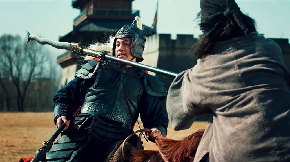 真实的吕布一直是败多胜少,吕布出身寒门