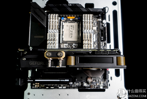 显卡2万元,2000元的2080显卡