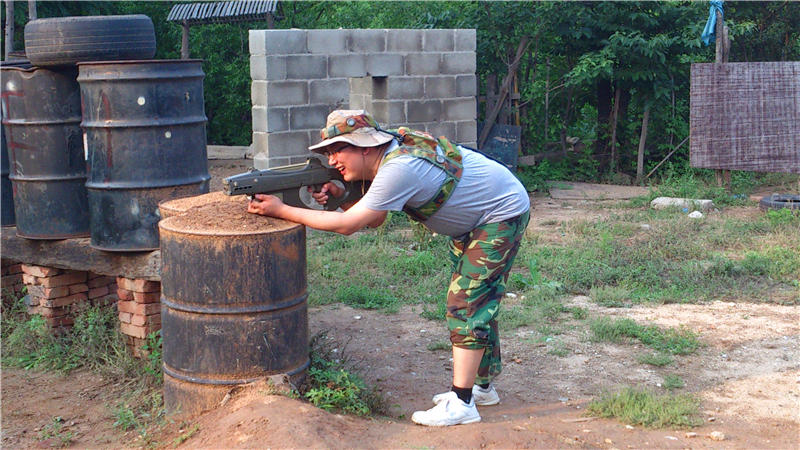 跑步期间用划船机锻炼可以吗,划船机和跑步机哪个减肥最有效