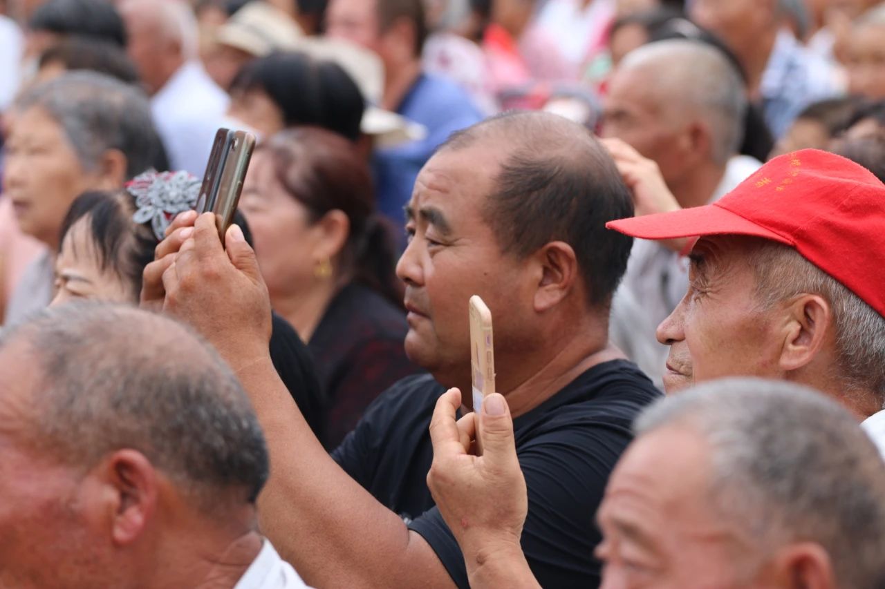 打造美丽乡村唱响黄河文化——2020年度“中原戏迷擂台赛”启动仪式暨首场晋级赛鸣锣开唱