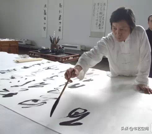 80个硬笔书法欣赏,现代80位书法名家作品欣赏