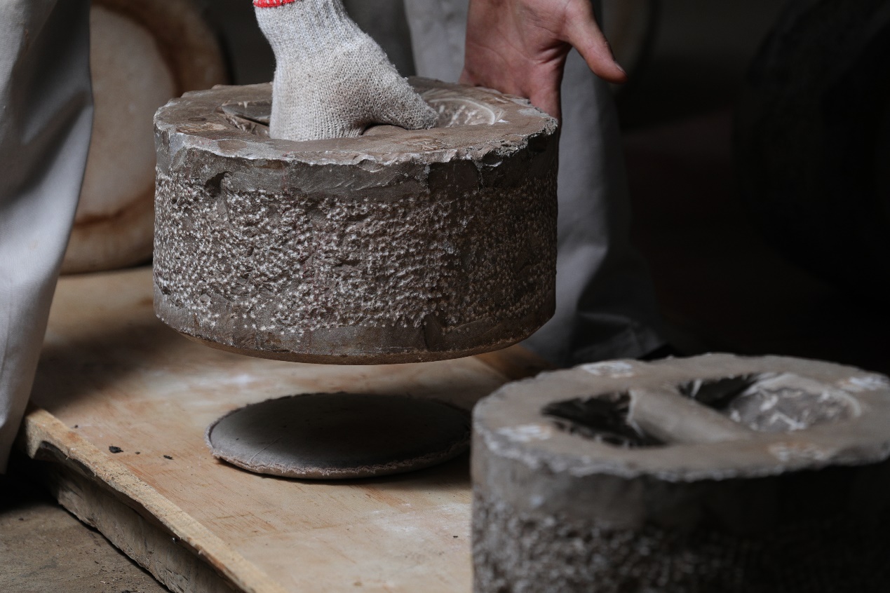 云南普洱茶十大高端茶排名,云南普洱茶滑竹梁子古树茶