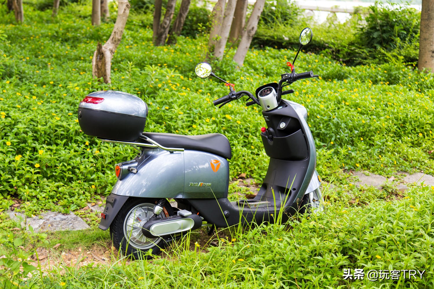 预算3000跑100km的雅迪,预算1000多电动车百公里续航