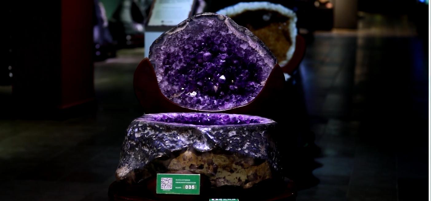 世界最珍贵的石头宝石是什么,各种珍贵的石头宝石