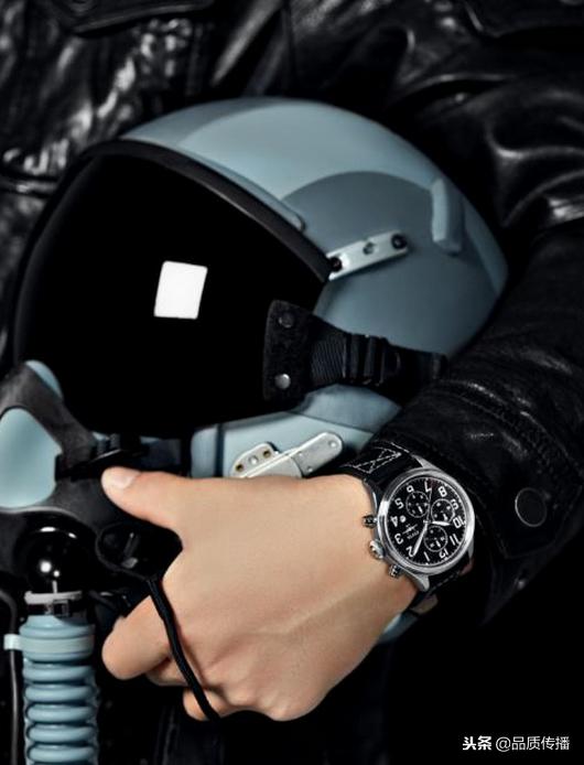 歼20联名手表限量版和普通款区别,飞亚达歼20联名限量款拆表