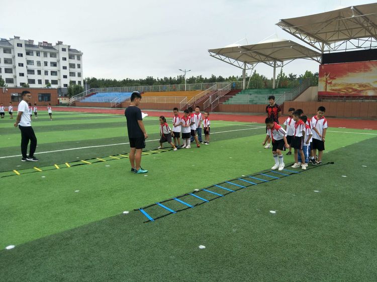 足球校园艺术节,东平县第一届校园足球联赛