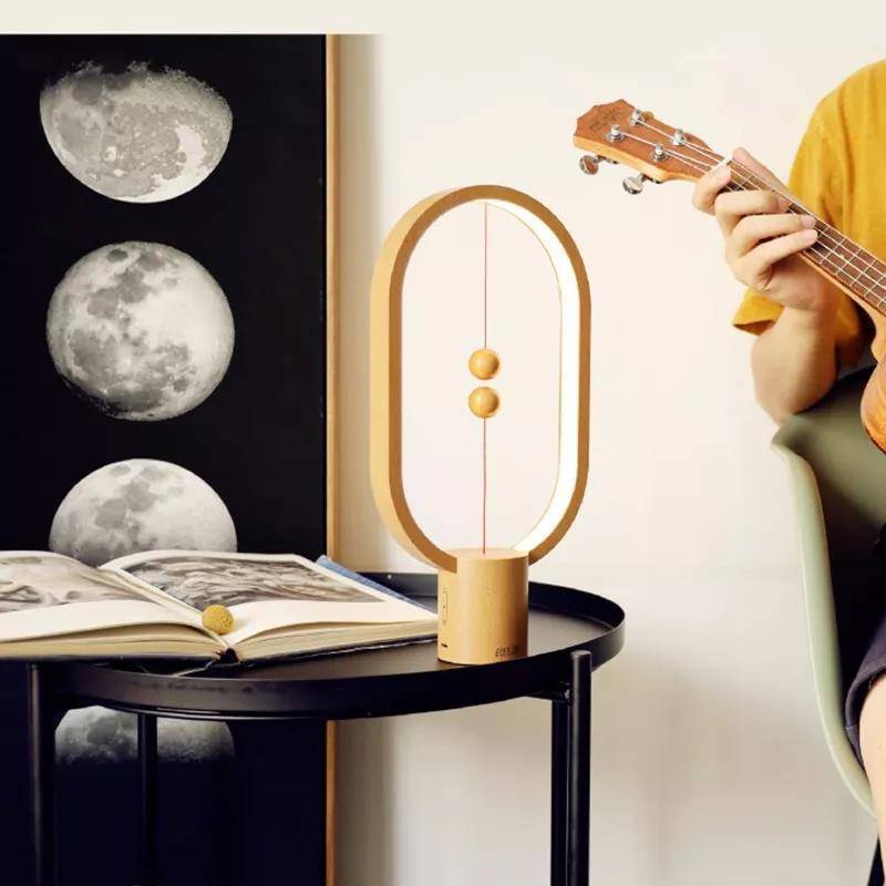 宜家高颜值台灯,广美磁悬浮台灯