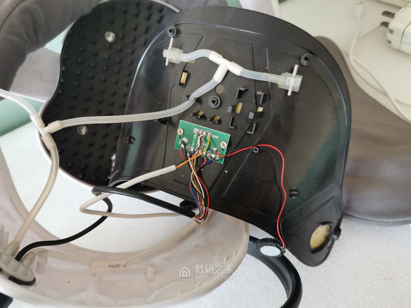 头部按摩器八爪式拆解,头部按摩器评测视频