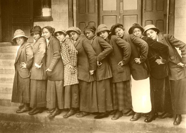 从选上总统到囊括3大选美冠军，美国黑人为什么这么厉害？