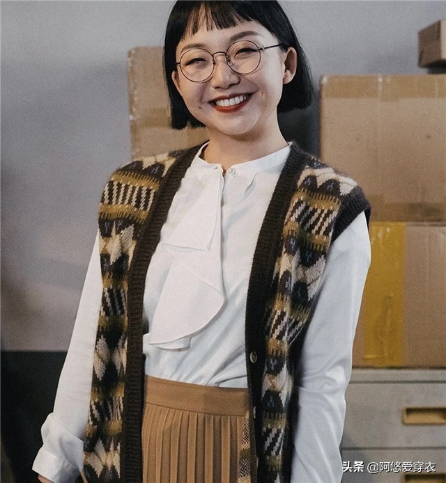 圆脸比瓜子脸更加好看,圆脸鹅蛋脸瓜子脸哪个更好看