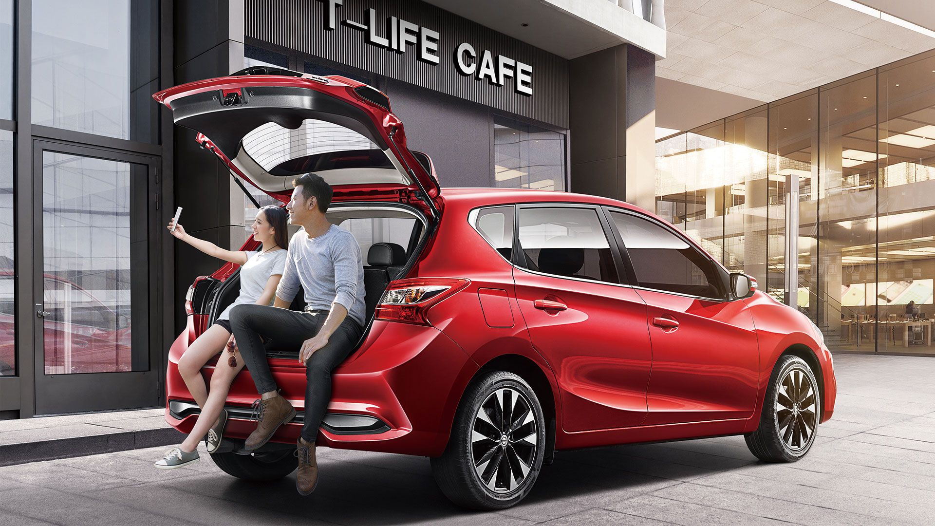 日产骐达2019款智享版全款落地价,骐达2020款智享版和智尊版的区别