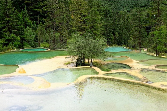 黄龙风景名胜区有哪些景观,黄龙风景名胜视频