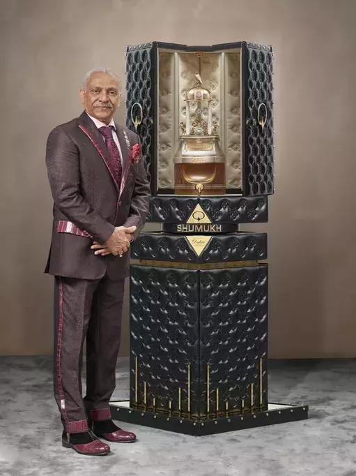 一瓶香水900万?把房子喷在身上是什么操作?