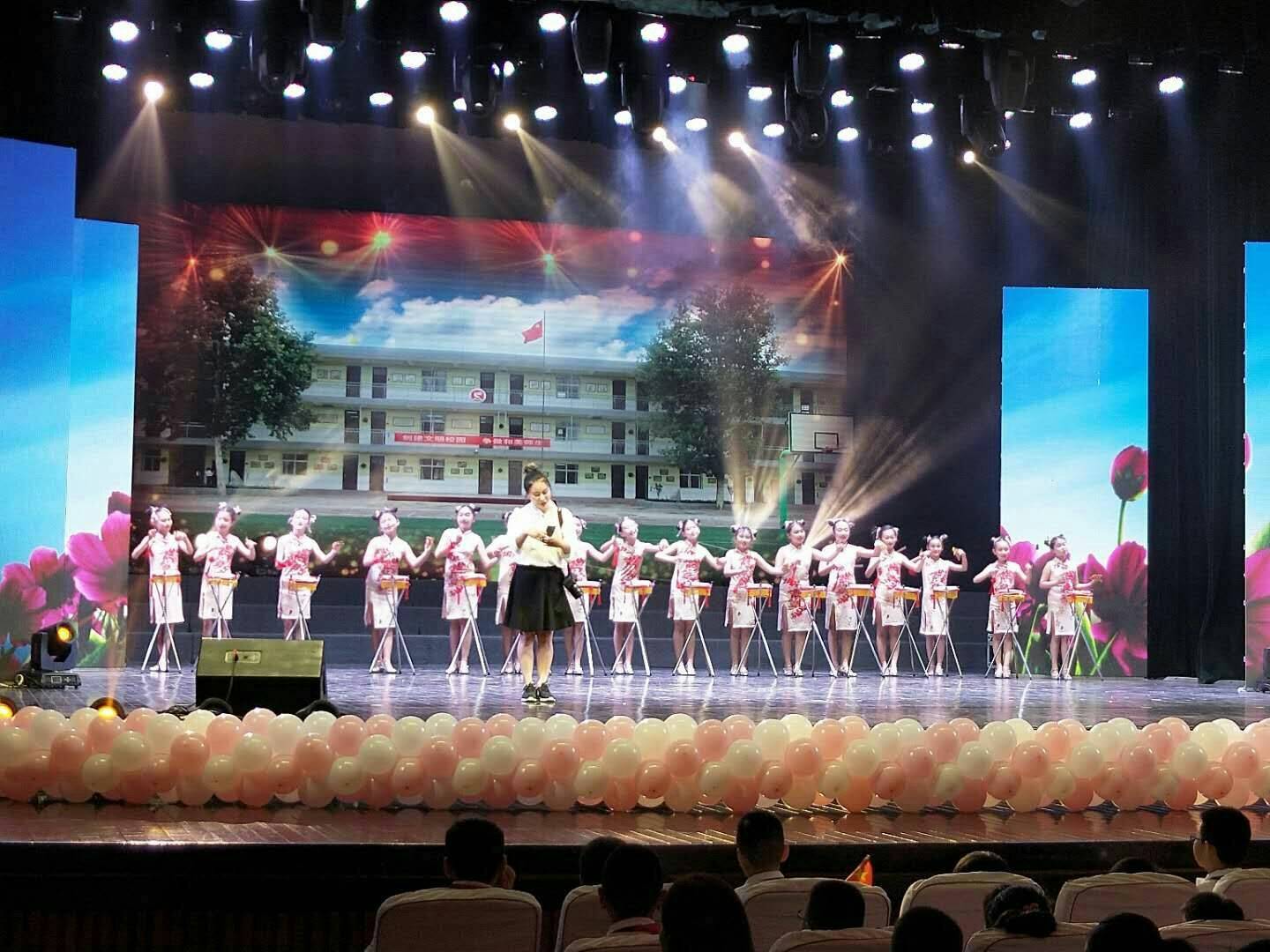 灏忓缁忓吀璇佃娲诲姩鍦嗘弧钀藉箷,灏忓瀹岀編鏀跺畼鍥炲繂鎴愰暱鍘嗙▼