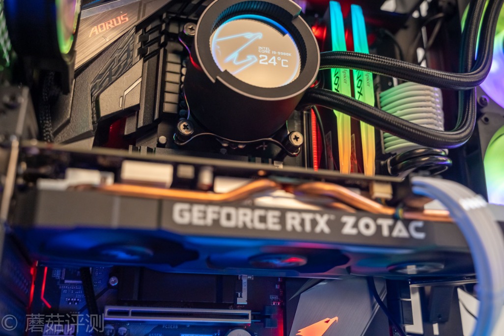 索泰显卡2060s霹雳版oc和x-gaming,索泰rtx2060霹雳oc背板