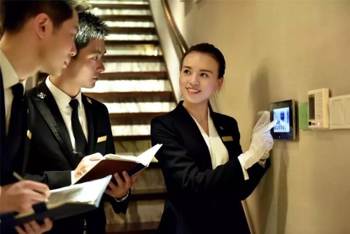 蓝光嘉宝港股走势,蓝光创业史