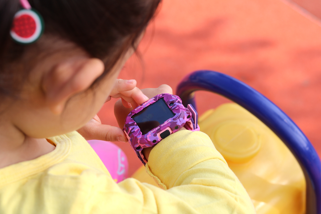 360s2手表vs小天才z6手表,360儿童手表s2深度体验