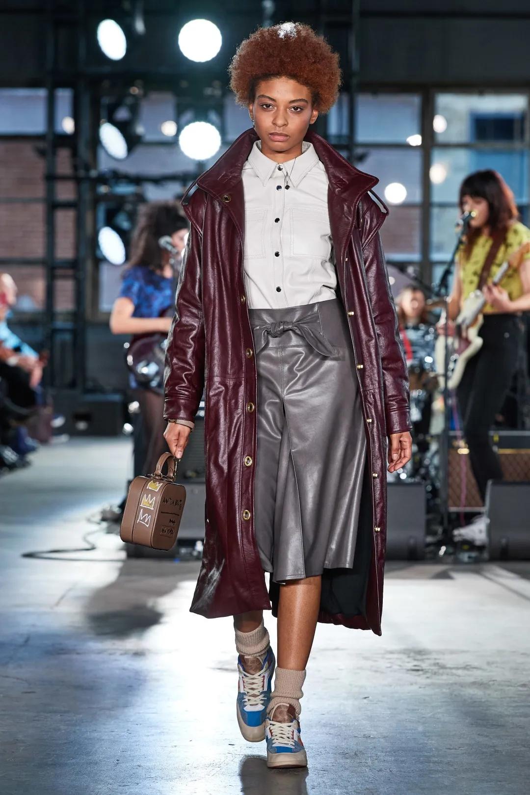 coach最受欢迎的包包,coach最新款包包2023