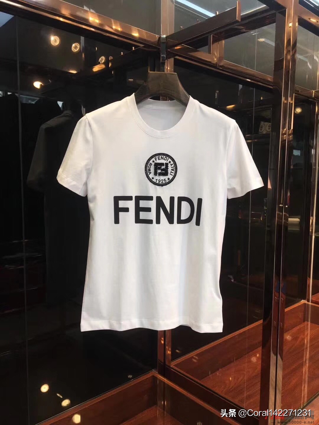 高仿潮牌衣服,潮牌高仿名牌衣服