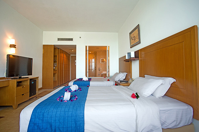 去三亚旅游带泳衣,三亚免税店附近旅游攻略