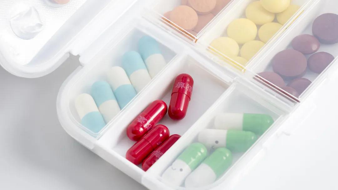 急性肠胃炎头晕恶心呕吐吃什么药,急性肠胃炎呕吐腹泻吃什么药