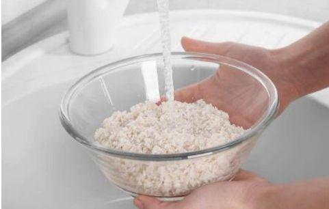 手部粗糙起皮怎么办,手特别干燥起皮粗糙小妙招