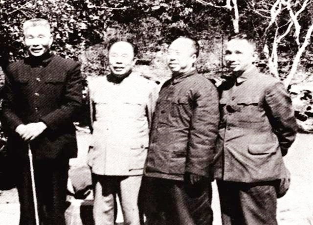 1955年军队授衔都授了什么军衔,1955年授予中将军衔的将军名单