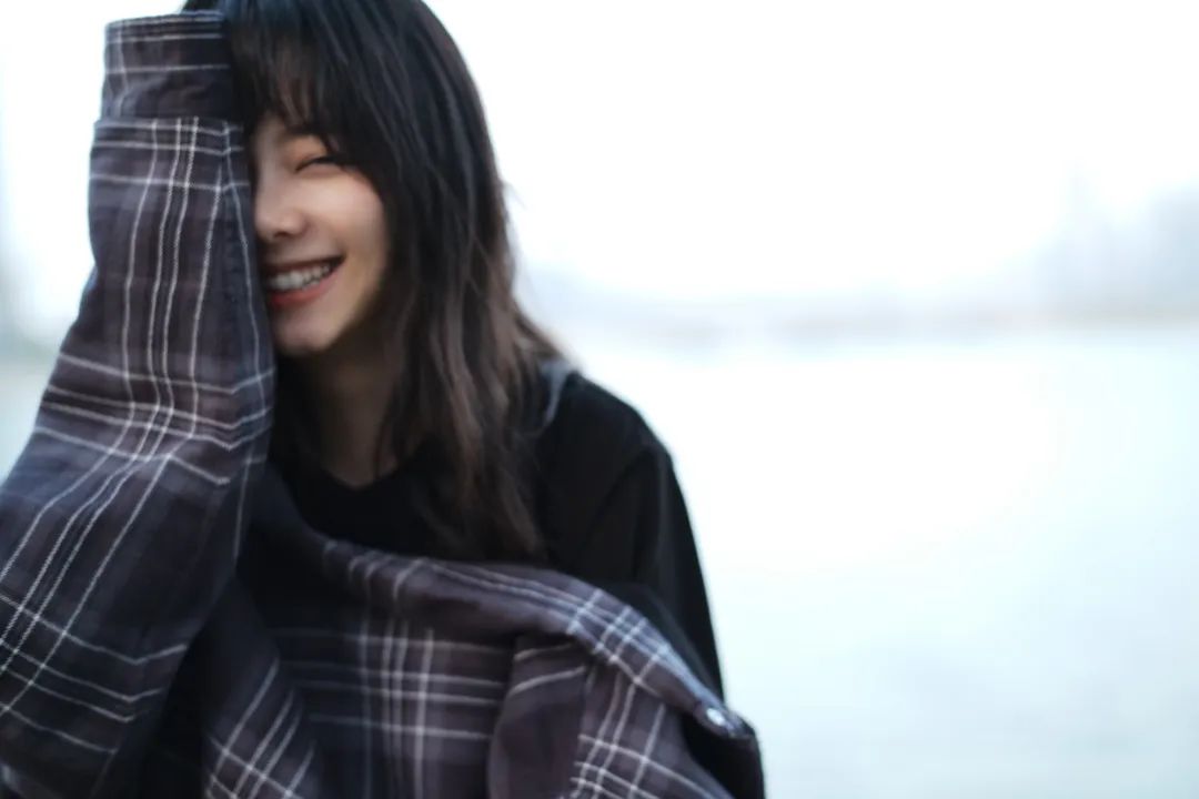 所有女生！帮你扒了10位女明星的*服私**，520照着穿就对啦