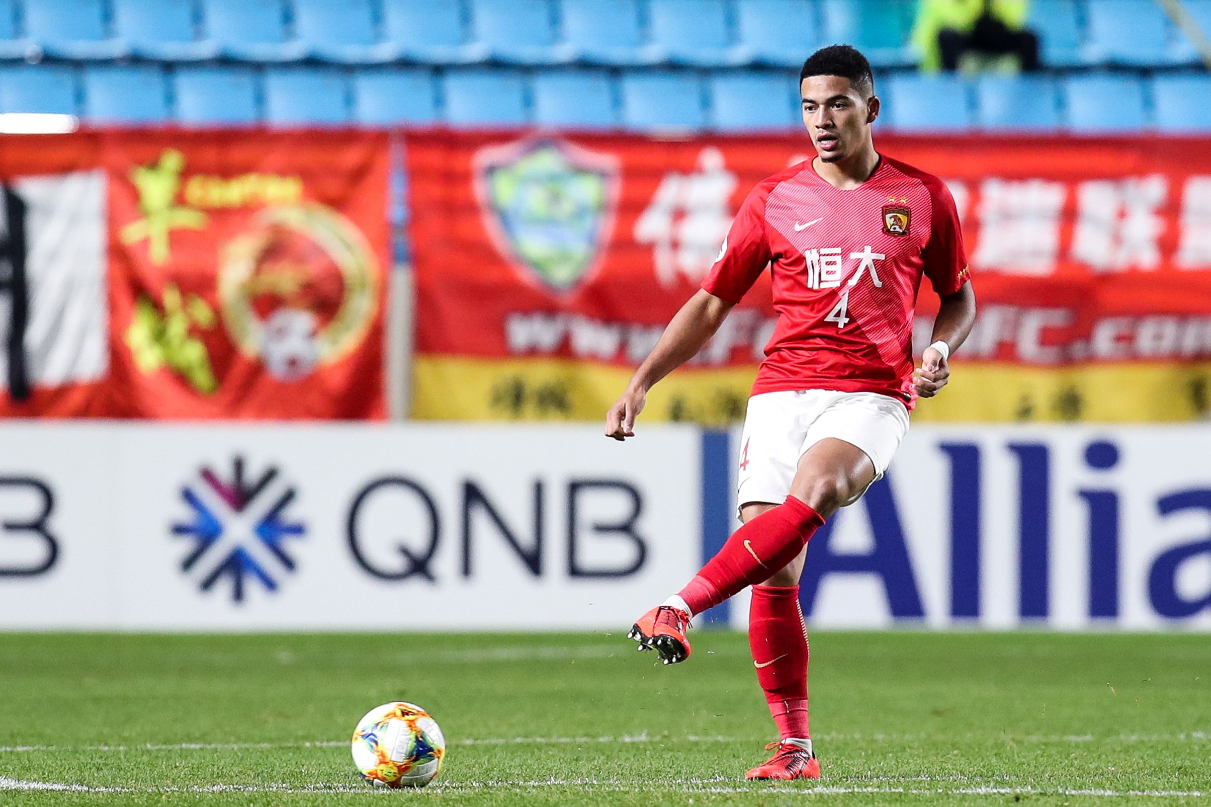 布朗宁可以加入国足吗,布朗宁中国国脚