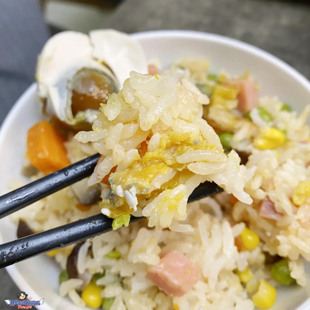 整个朋友圈都在刷《动森》，而我却爱上了在厨房刷锅