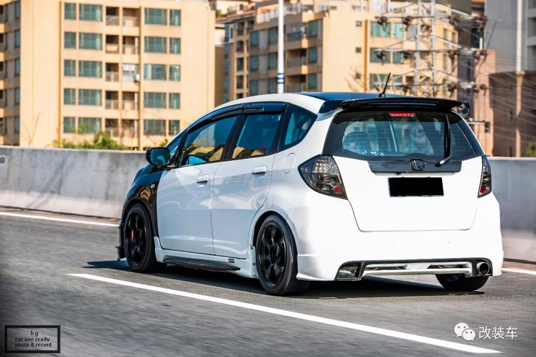 金杯海狮可以上几个座位,金杯海狮能跑货拉拉吗