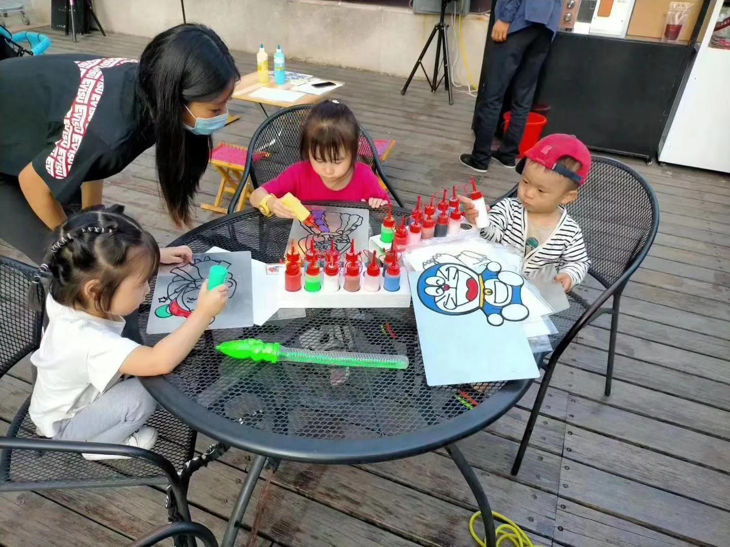 普通人做自媒体的出路在哪里,在小城市做自媒体有前途吗