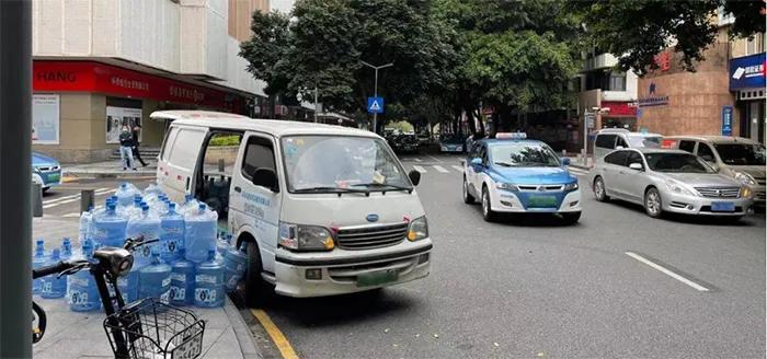 砰——我的新能源物流车突然停在广深公路上