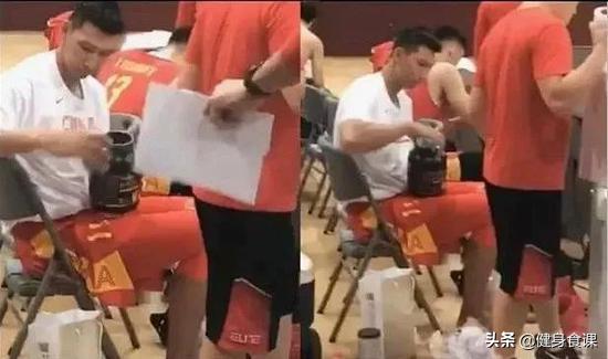 易建联赛后吃蛋白粉,易建联赛后喝蛋白粉