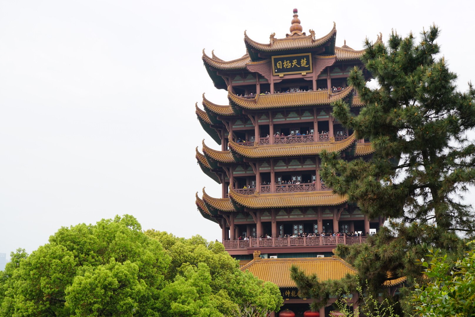 万里长江第一楼黄鹤楼,天下江山第一楼黄鹤楼