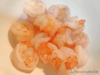 蟹黄豆腐美食做法,蟹黄豆腐汤的家常做法