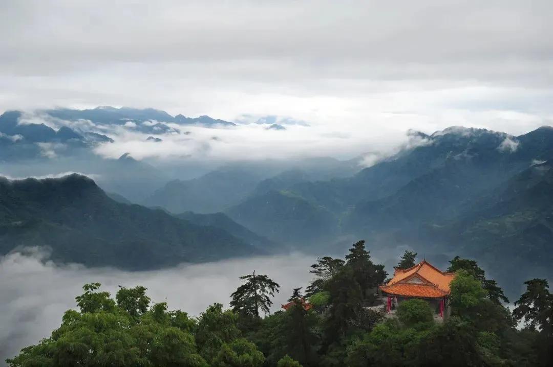 西安南五台景区游玩,西安南五台云海仙境究竟有多美