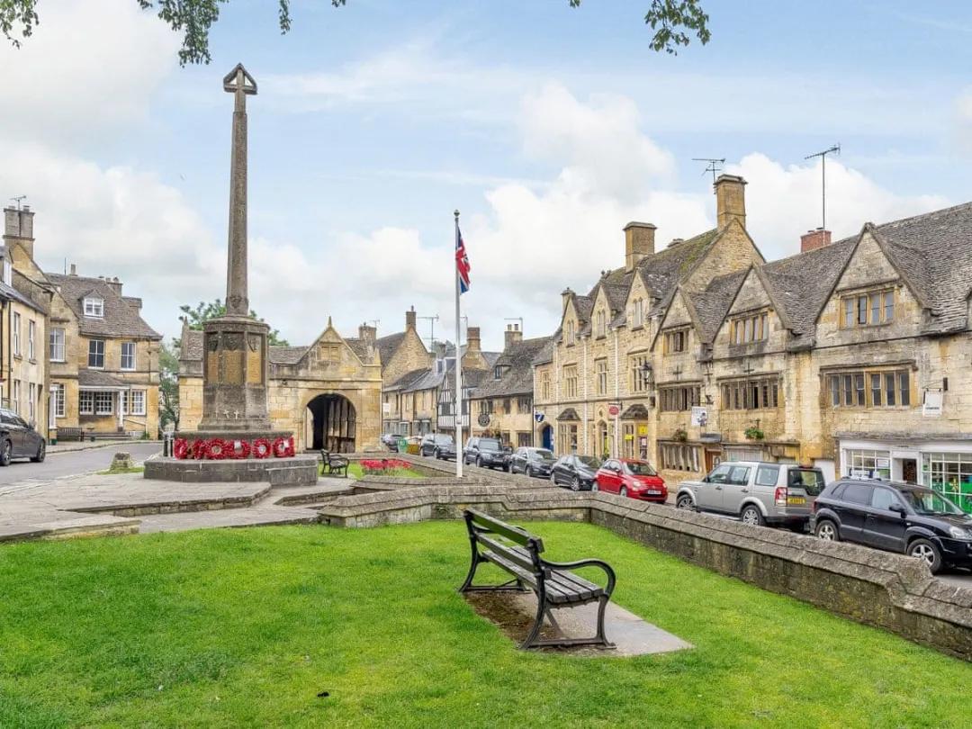 恬静乡村,摇滚乐调,古城烟雨……这里有你不知道的多面英伦