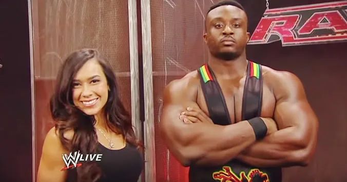 他是前洲际冠军，曾和佩奇玩PiaPiaPia，现凭一己之力单飞