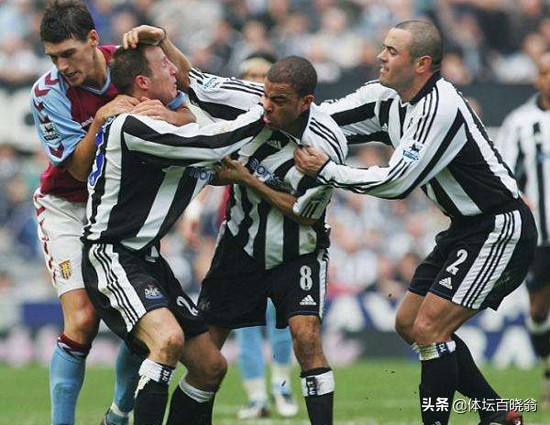 盘点足坛十大冲突名场面,世界杯最差阵容c罗上榜几次