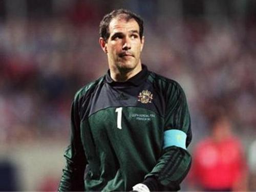 世界足坛门将精彩扑救,世界足坛十大巨星罗纳尔迪尼奥