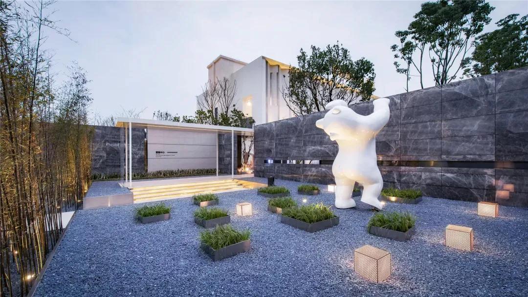 鍒涙剰鏅瑁呴グ姘涘洿,鍒涙剰鏅闆曞鎽嗕欢