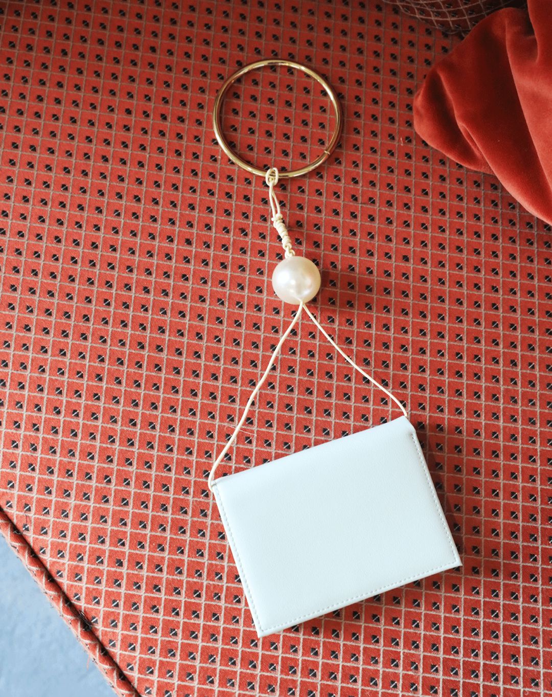 大牌包包手提袋改造教程,用买完东西的袋子改造时髦包包